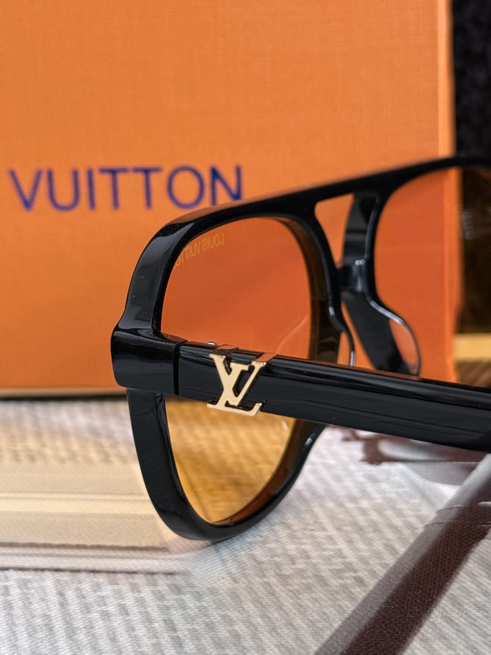 LOUIS VUITTON Z2886U detail 2
