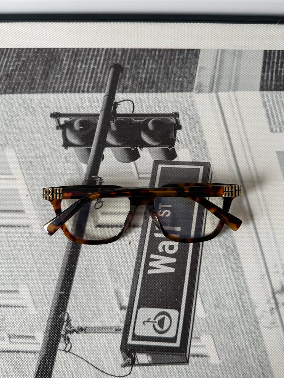 MIU MIU SMU 07 XV F detail 2