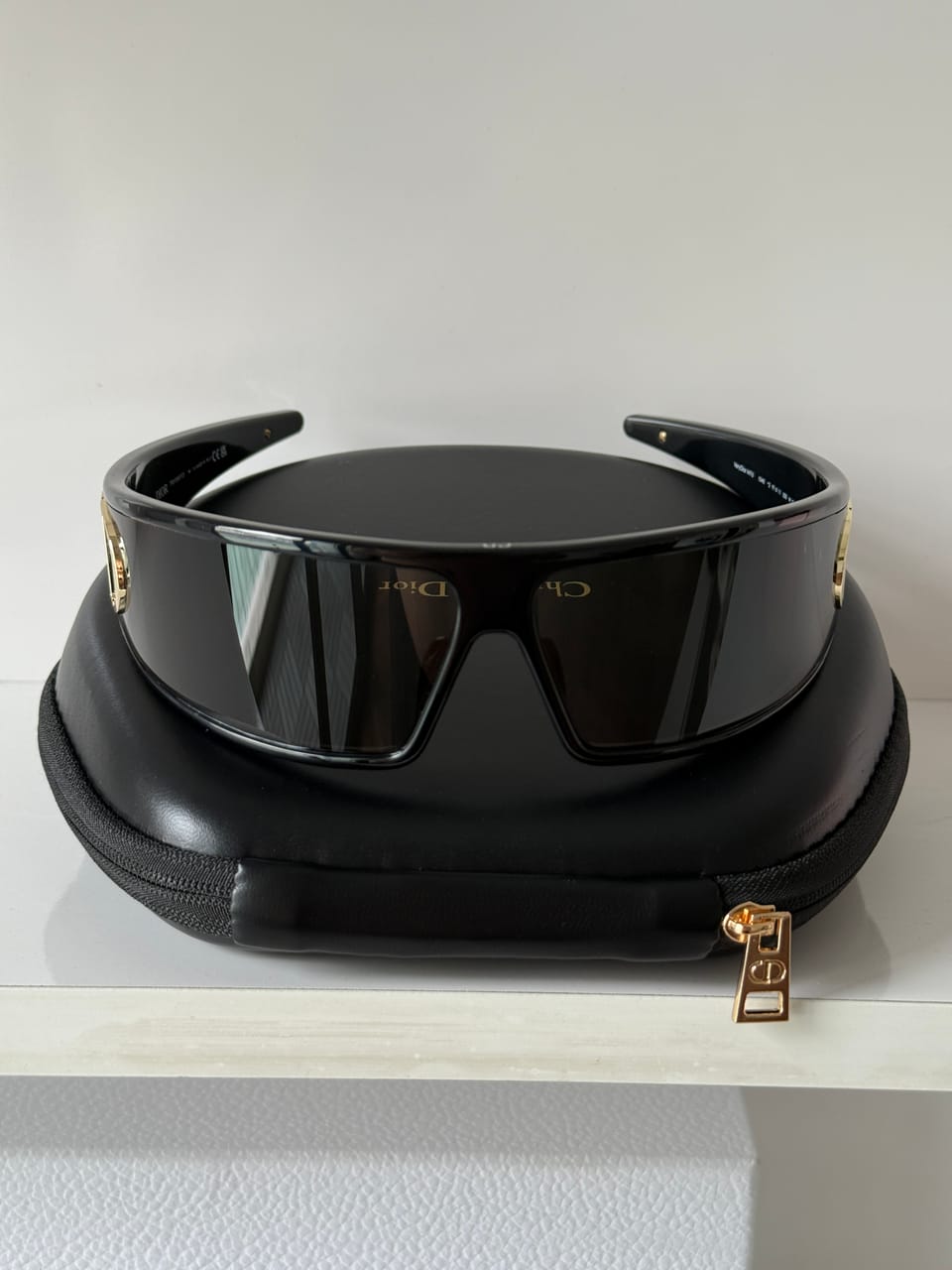 DIOR VERY DIOR M9U - Góc chụp 1