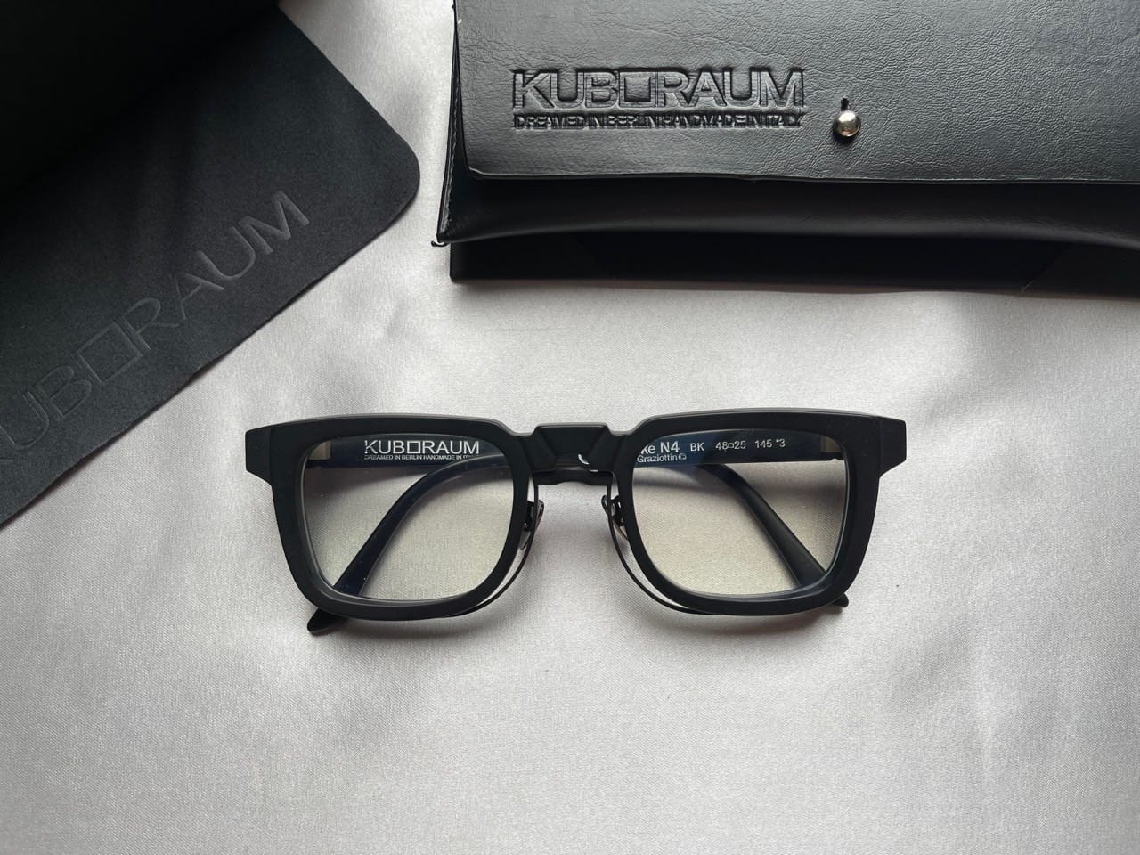KUBORAUM MASKE N4 - Góc chụp 1