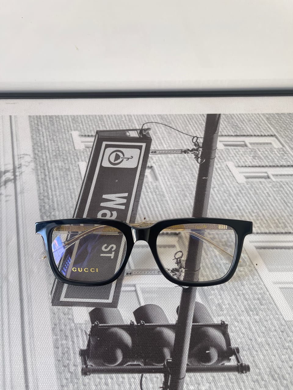 GUCCI GG0560O - Góc chụp 1