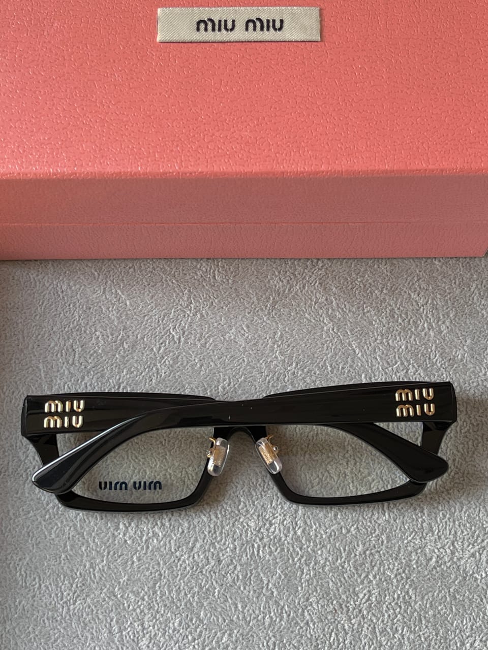 MIU MIU SMU 04XF detail 2