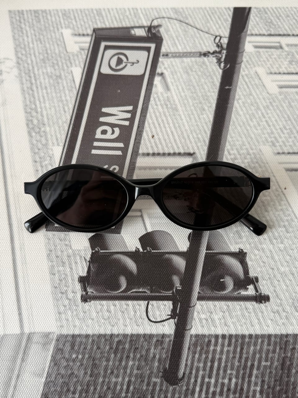 MIU MIU SMU 04Z - Góc chụp 1