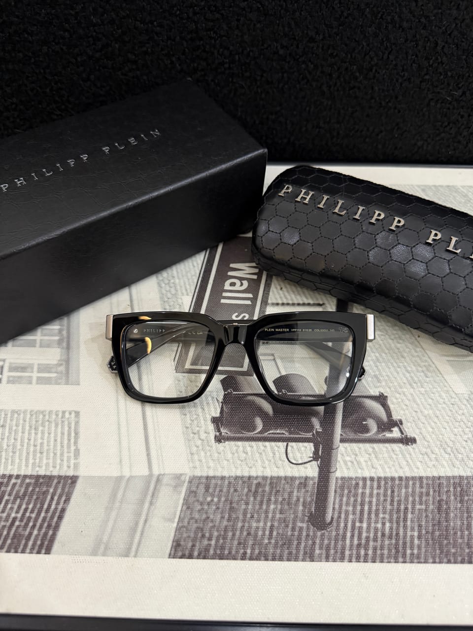 PHILIPP PLEIN VPP112 - Góc chụp 1