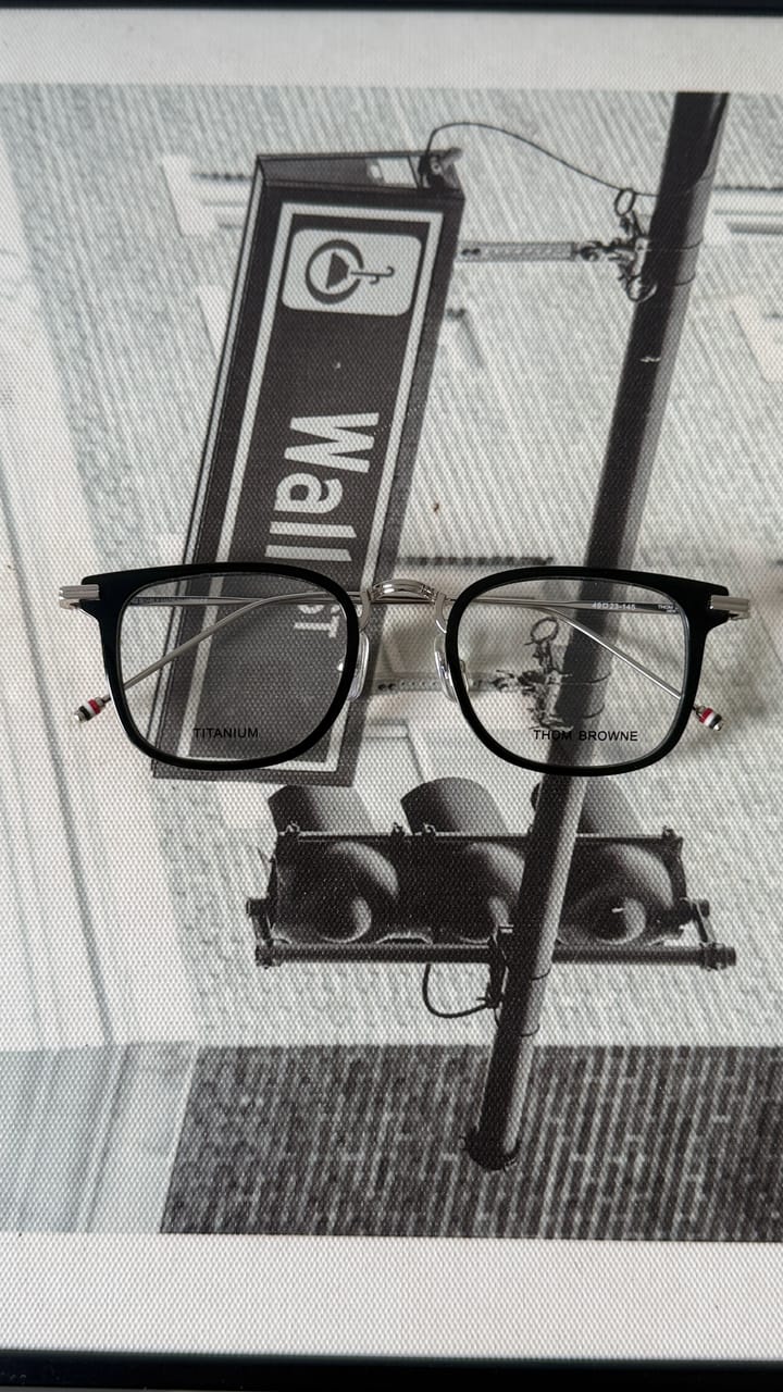 THOM BROWNE TBX 905
